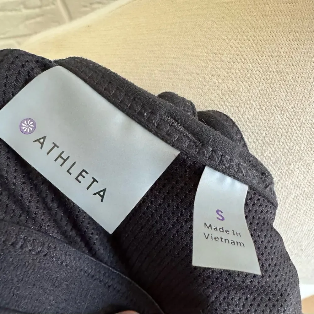 Athleta fully focused